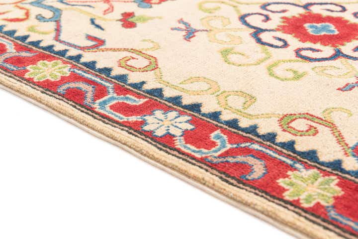 2' 8 x 4' 2 Hand Knotted Kazak Rug