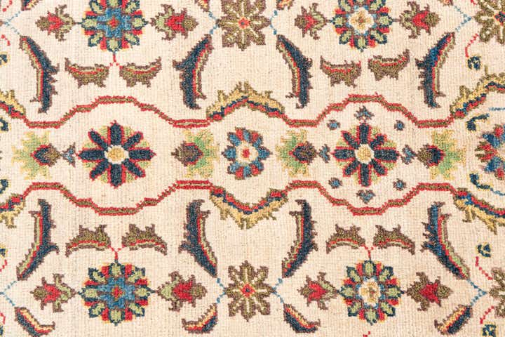 2' 8 x 4' 1 Hand Knotted Kazak Rug