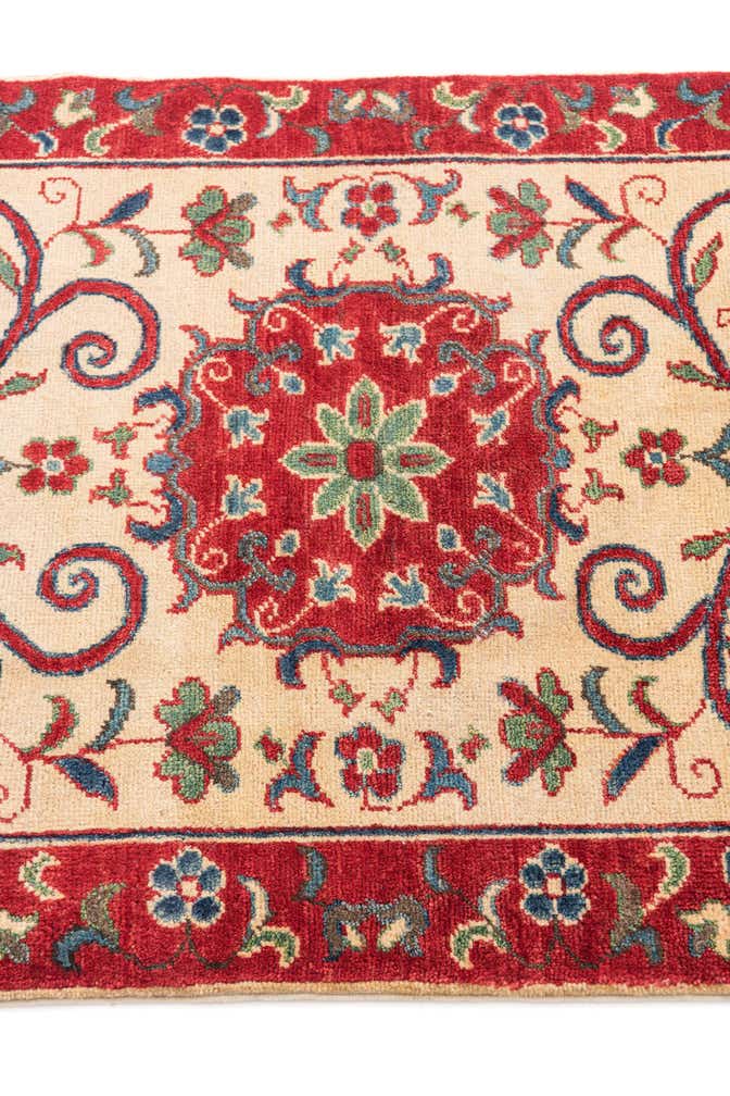 2' 8 x 3' 10 Hand Knotted Kazak Rug
