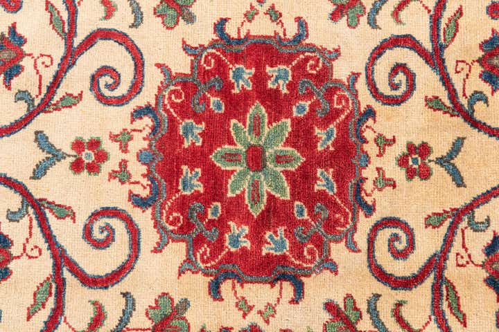 2' 8 x 3' 10 Hand Knotted Kazak Rug