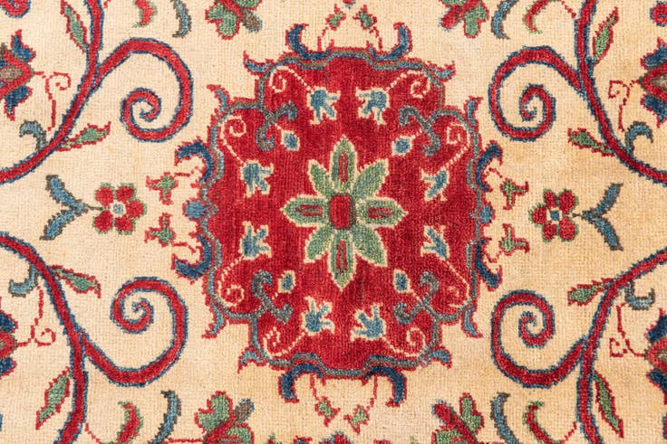 Detail image of 2' 8 x 3' 10 Hand Knotted Kazak Rug