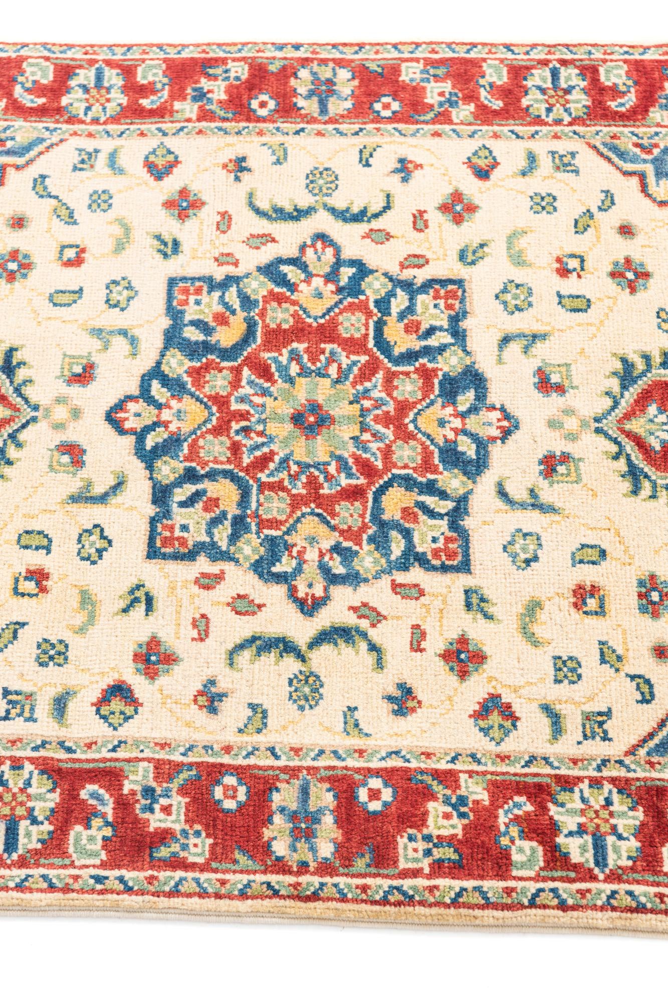 2' 8 x 4' 1 Hand Knotted Kazak Rug