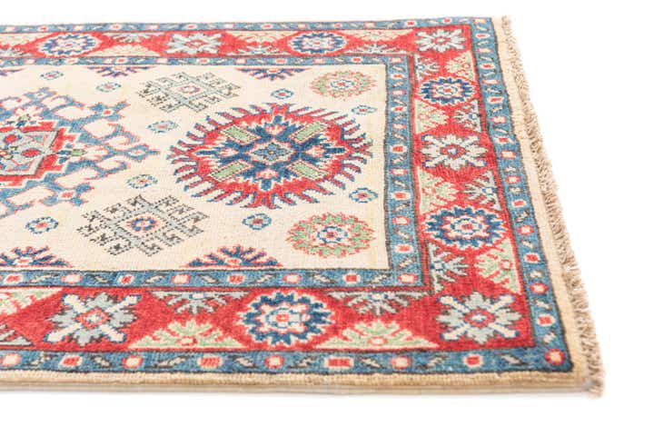 2' 8 x 4' Hand Knotted Kazak Rug