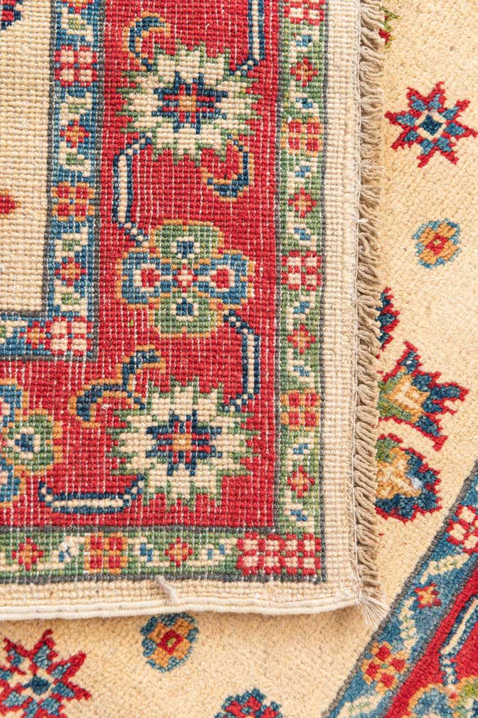 3' 1 x 5' Hand Knotted Kazak Rug