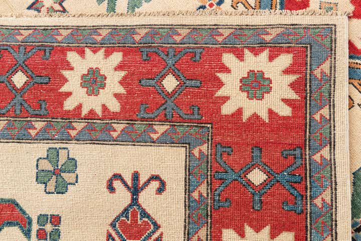 5' 7 x 7' 7 Hand Knotted Kazak Rug