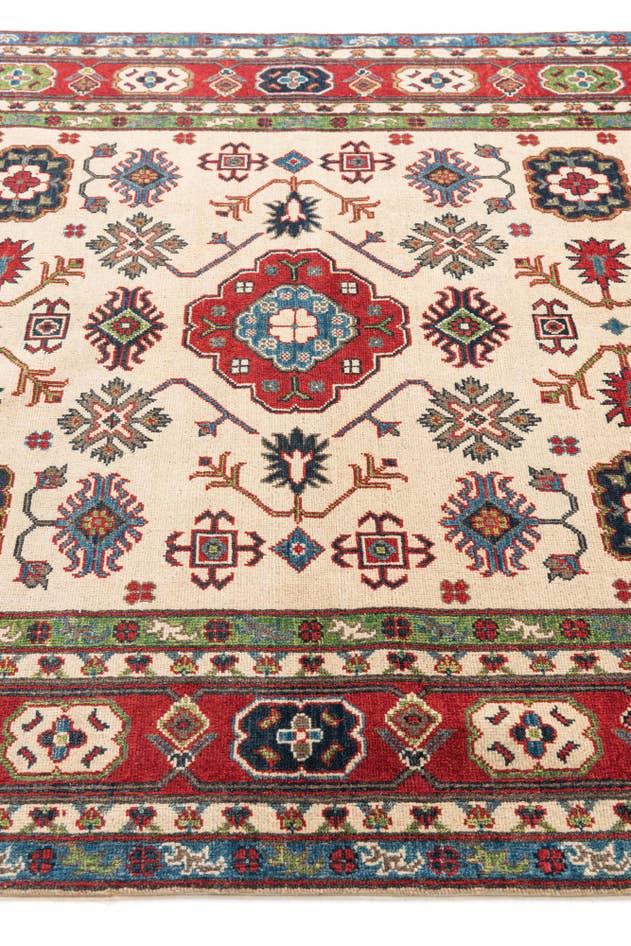 Detail image of 5' 9 x 7' 10 Hand Knotted Kazak Rug