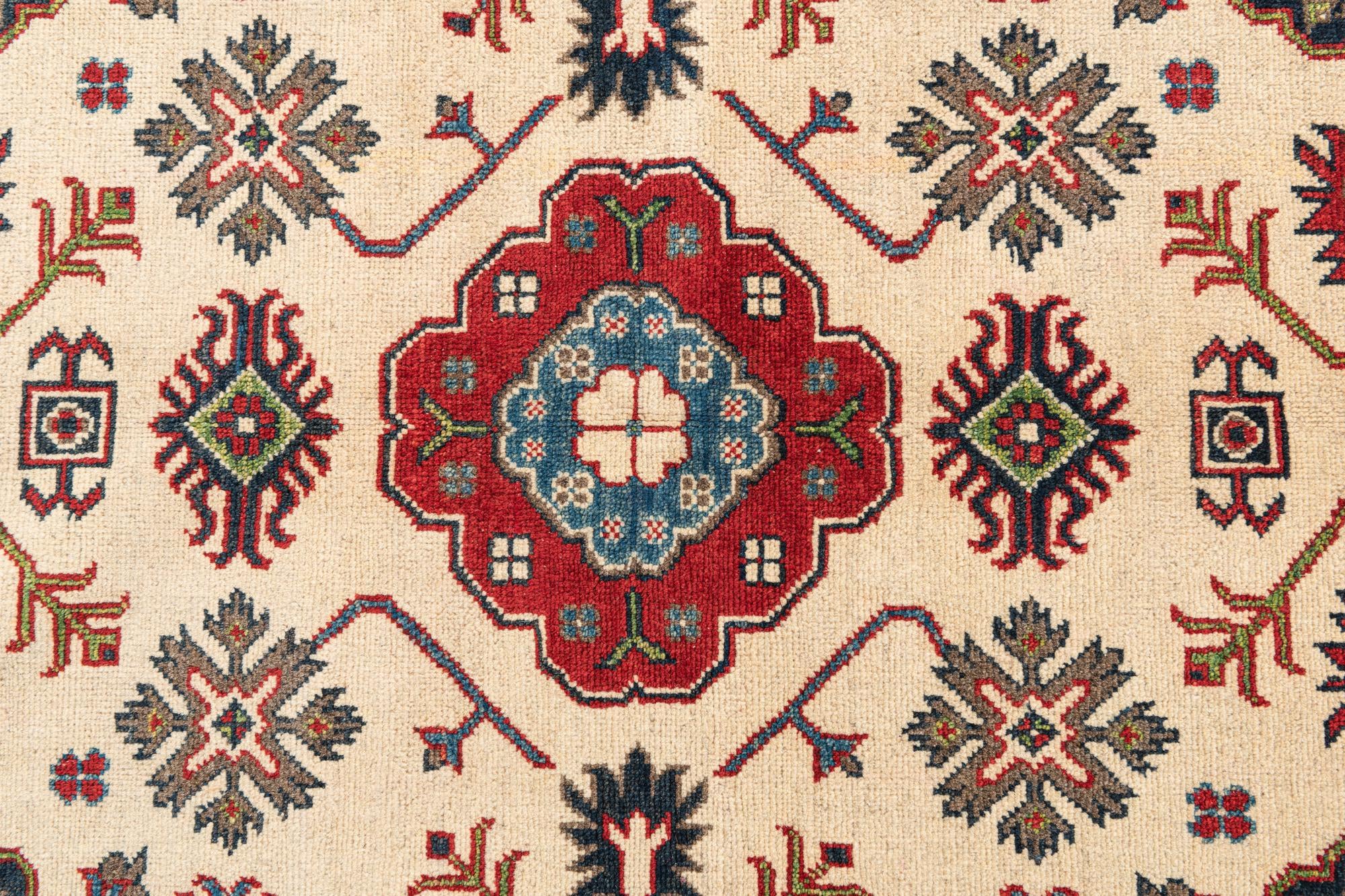 5' 9 x 7' 10 Hand Knotted Kazak Rug