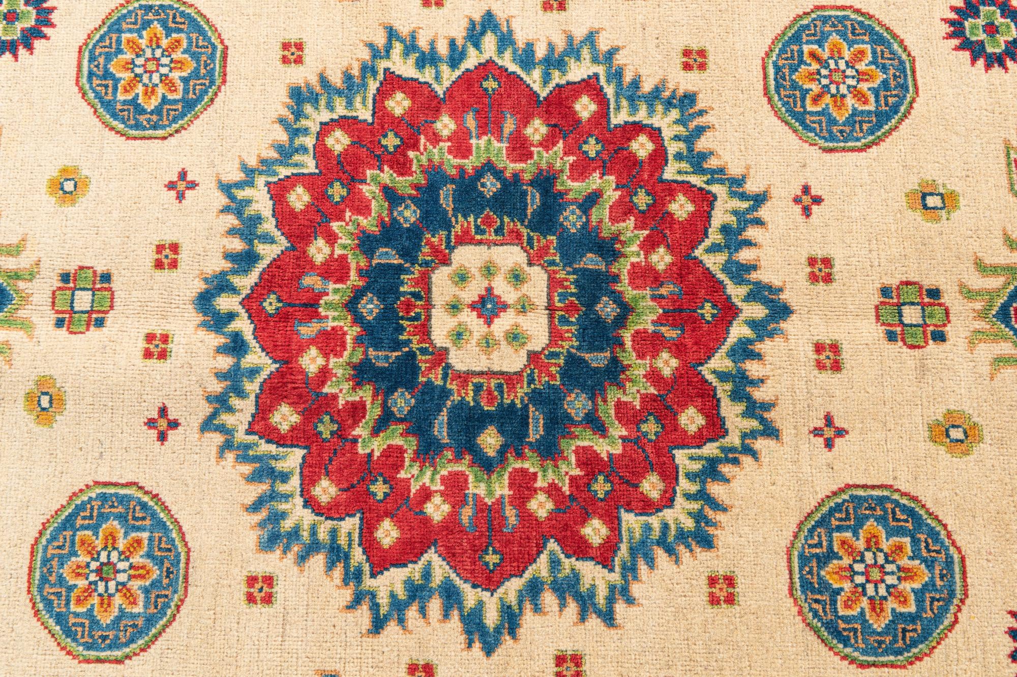 5' 9 x 8' Hand Knotted Kazak Rug