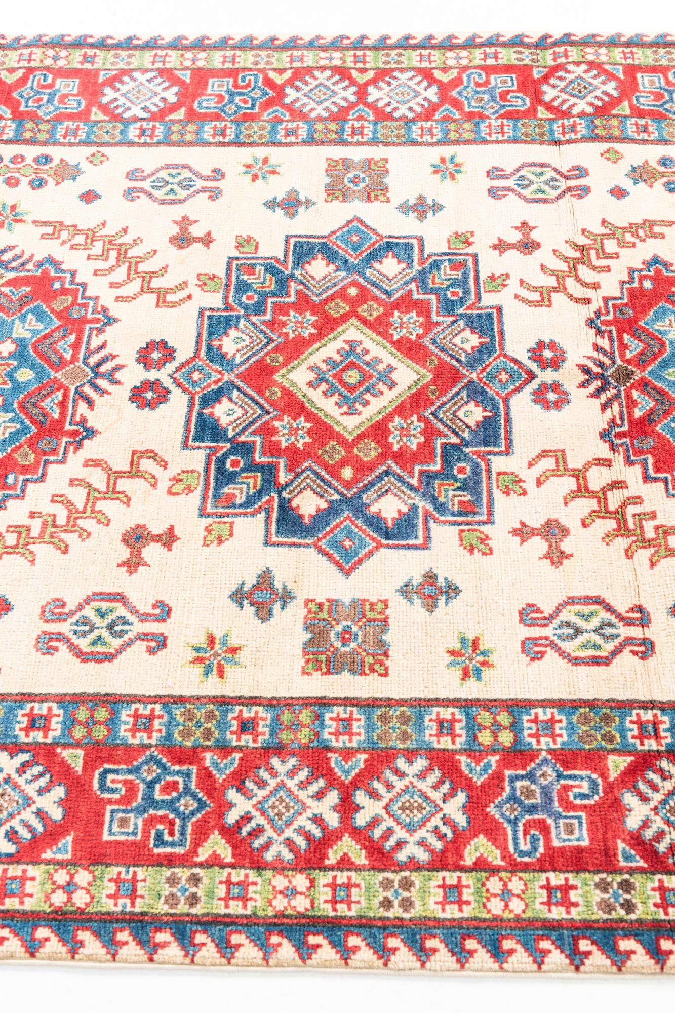 4' 2 x 6' Hand Knotted Kazak Rug