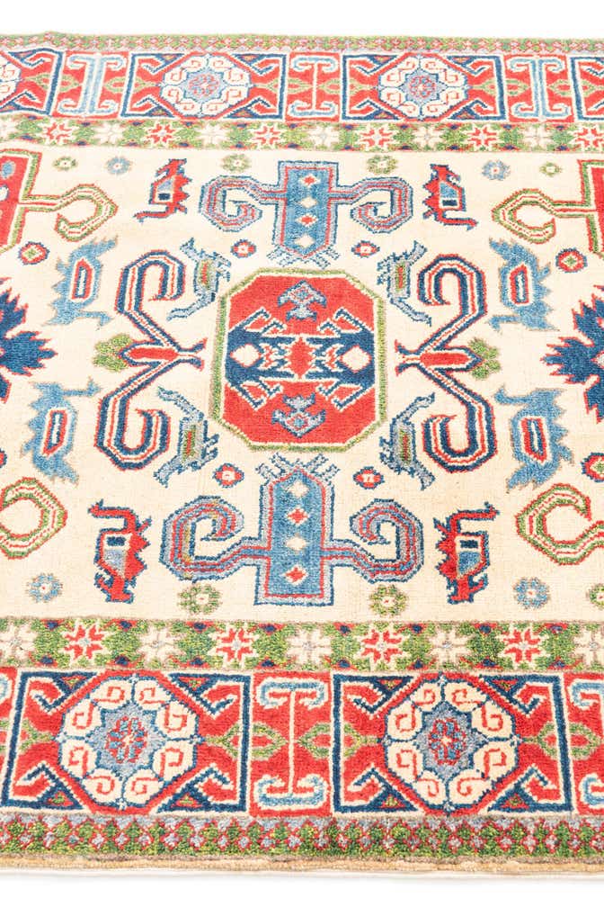 4' x 6' 1 Hand Knotted Kazak Rug