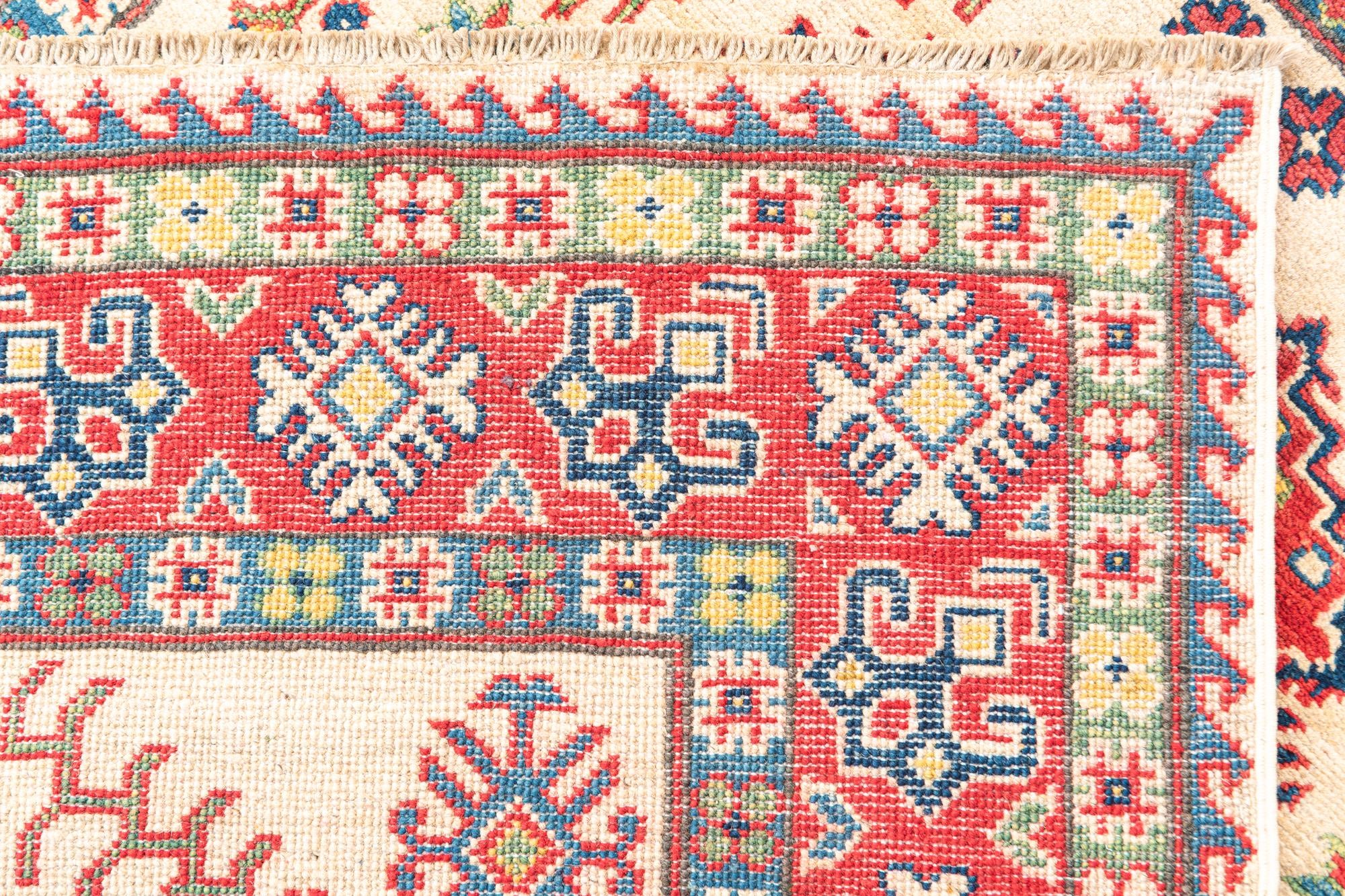 4' x 6' 1 Hand Knotted Kazak Rug