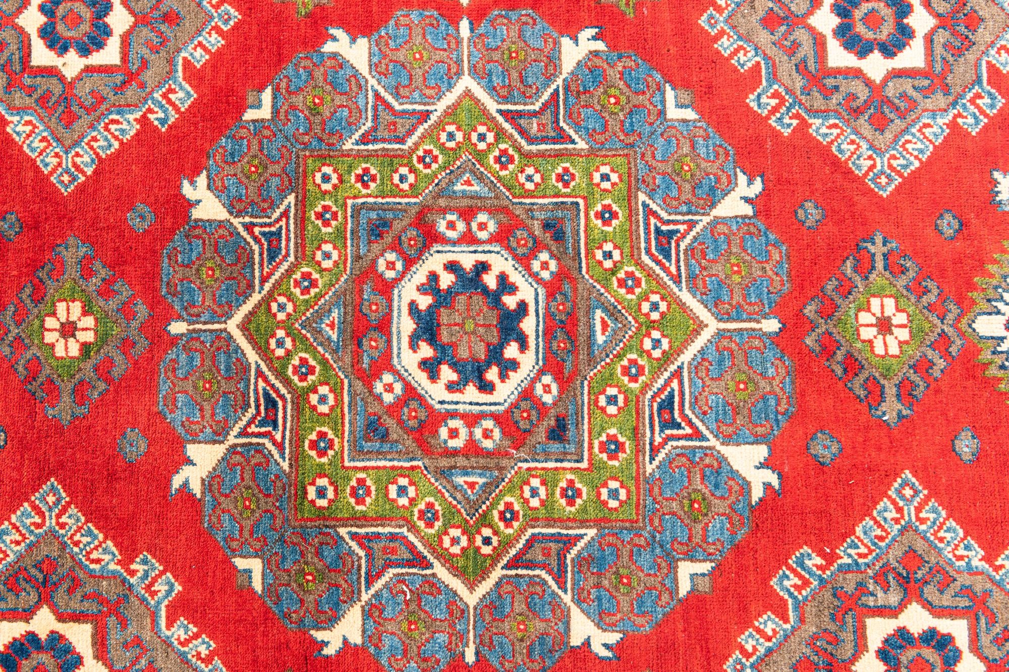 5' 8 x 7' 9 Hand Knotted Kazak Rug