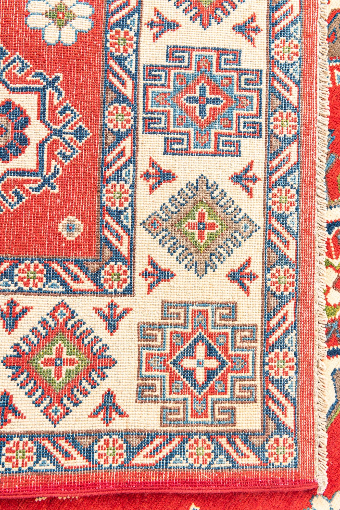 5' 8 x 7' 9 Hand Knotted Kazak Rug