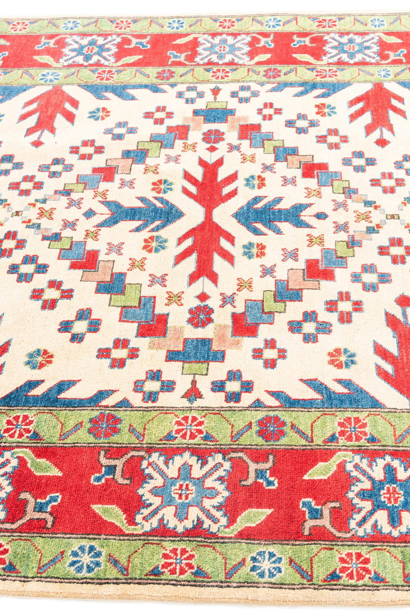 5' 7 x 9' Hand Knotted Kazak Rug
