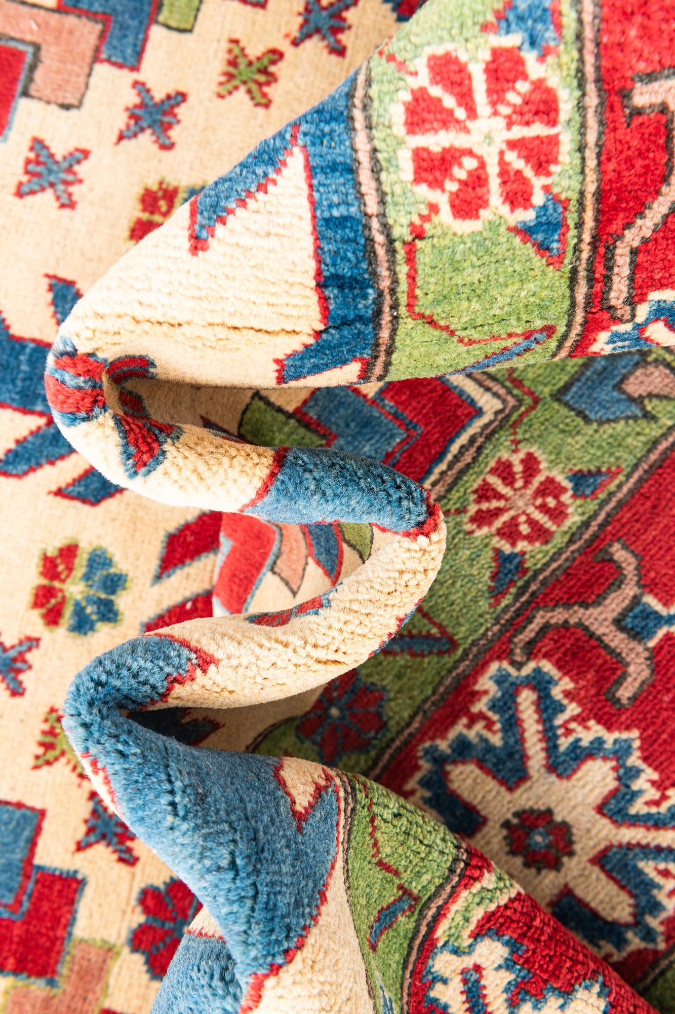 5' 7 x 9' Hand Knotted Kazak Rug
