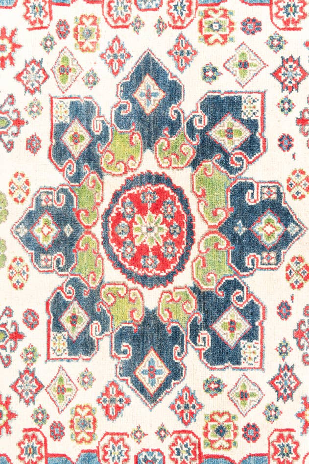 Detail image of 5' 2 x 6' 8 Hand Knotted Kazak Rug