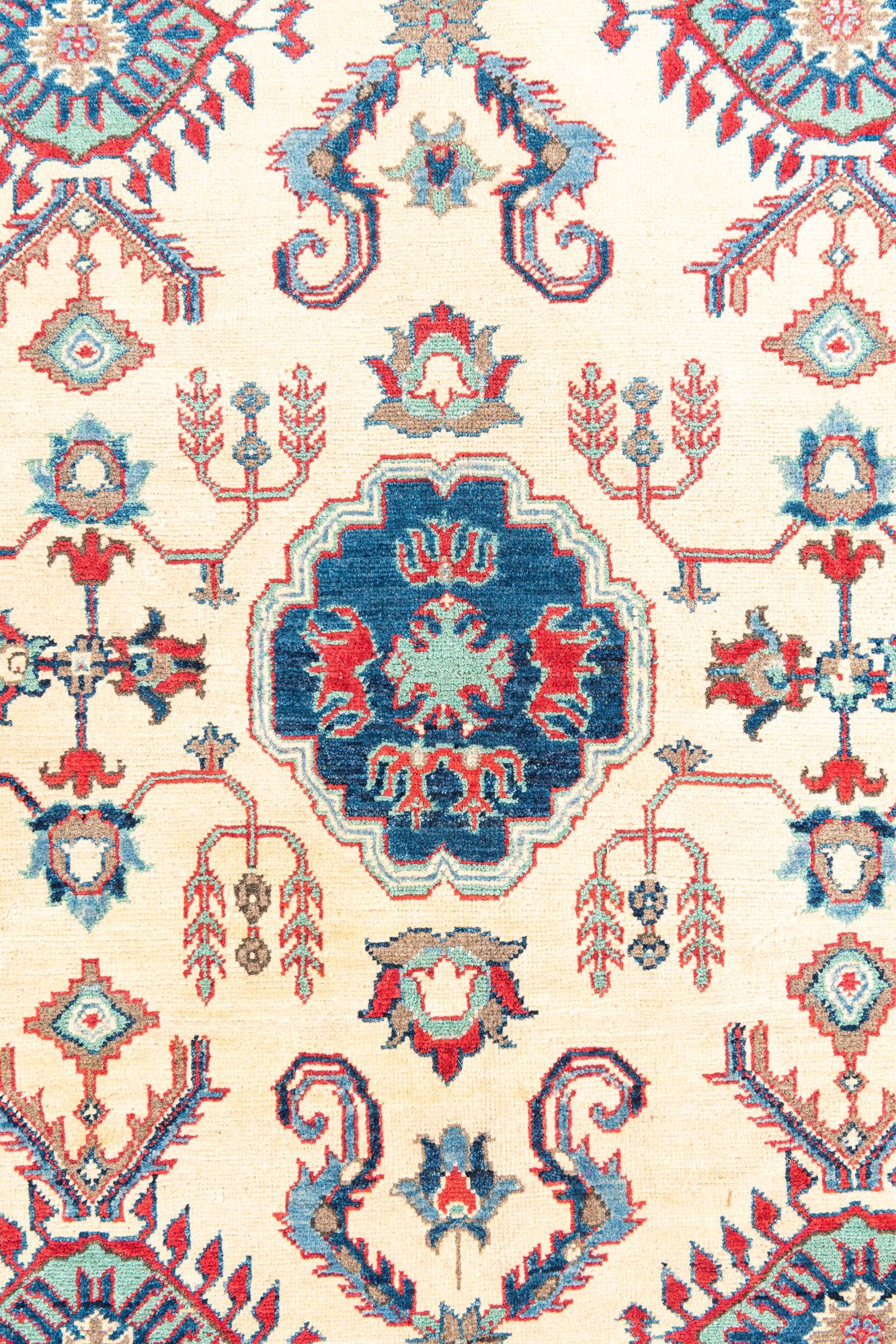 5' 10 x 9' Hand Knotted Kazak Rug