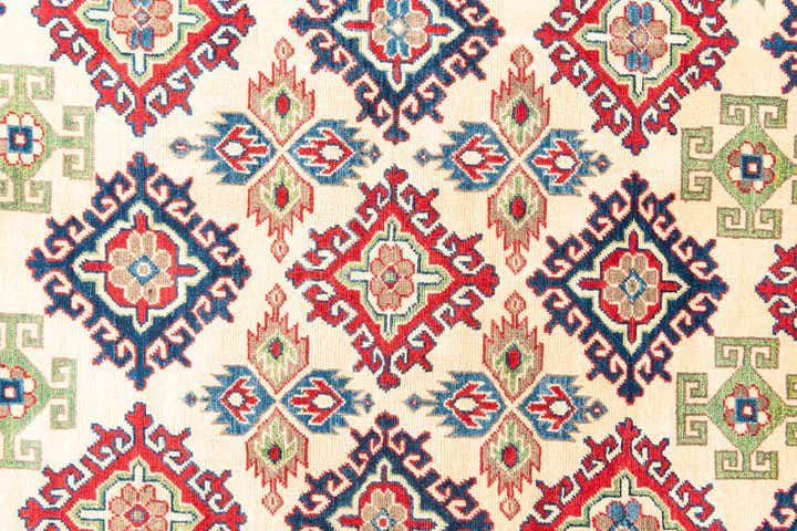 6' x 8' 5 Hand Knotted Kazak Rug