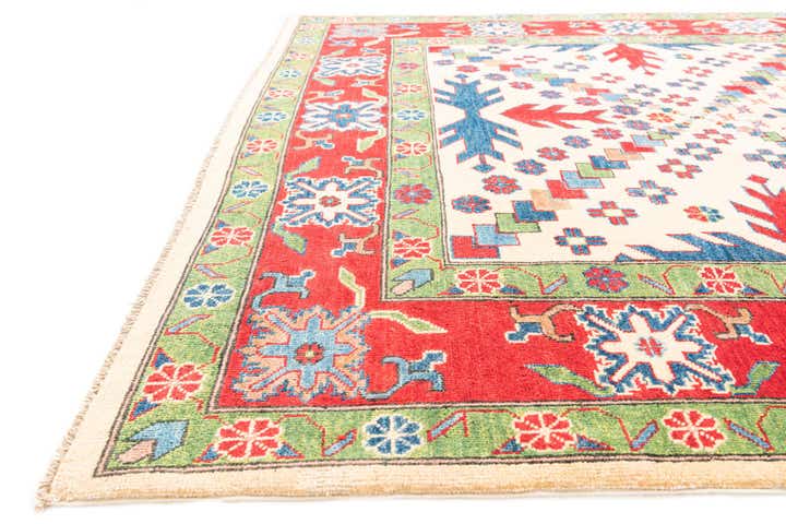 5' 10 x 9' Hand Knotted Kazak Rug