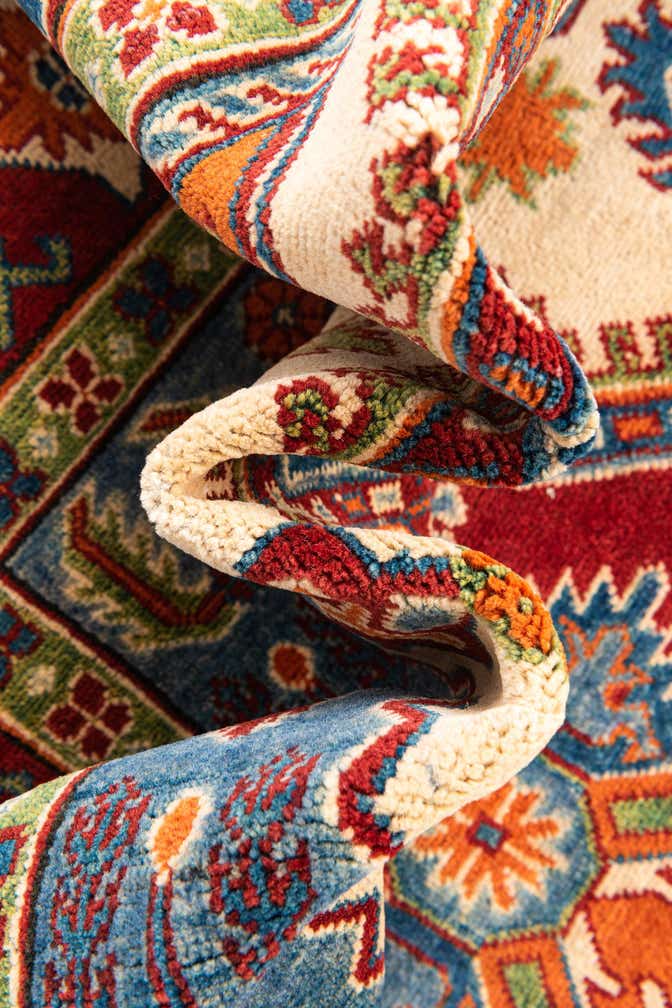 6' x 9' Hand Knotted Kazak Rug