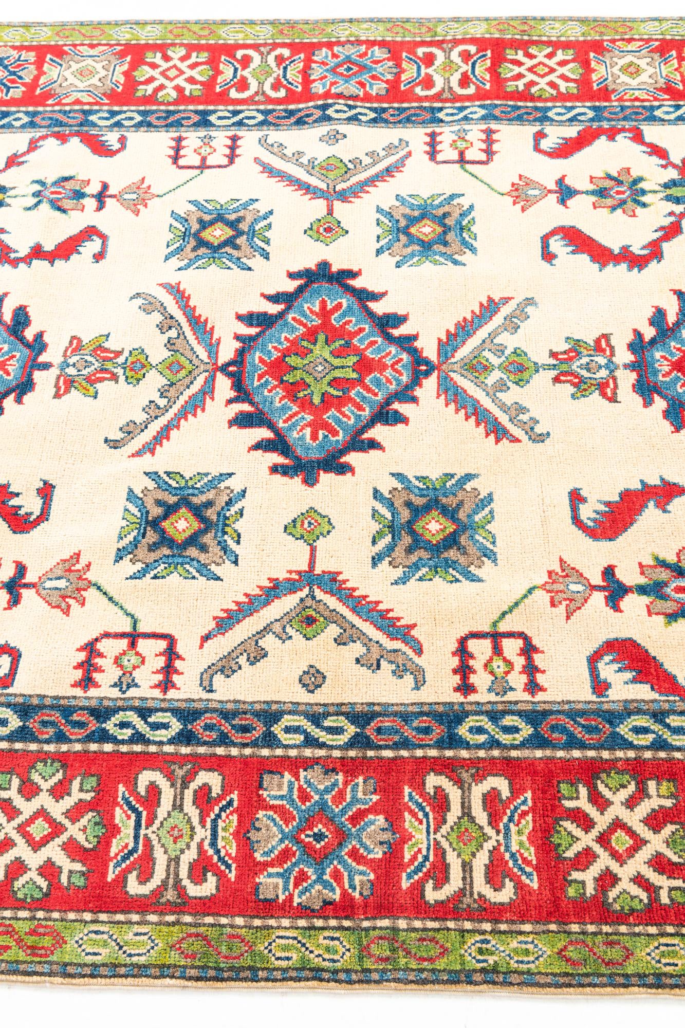 5' 1 x 6' 9 Hand Knotted Kazak Rug