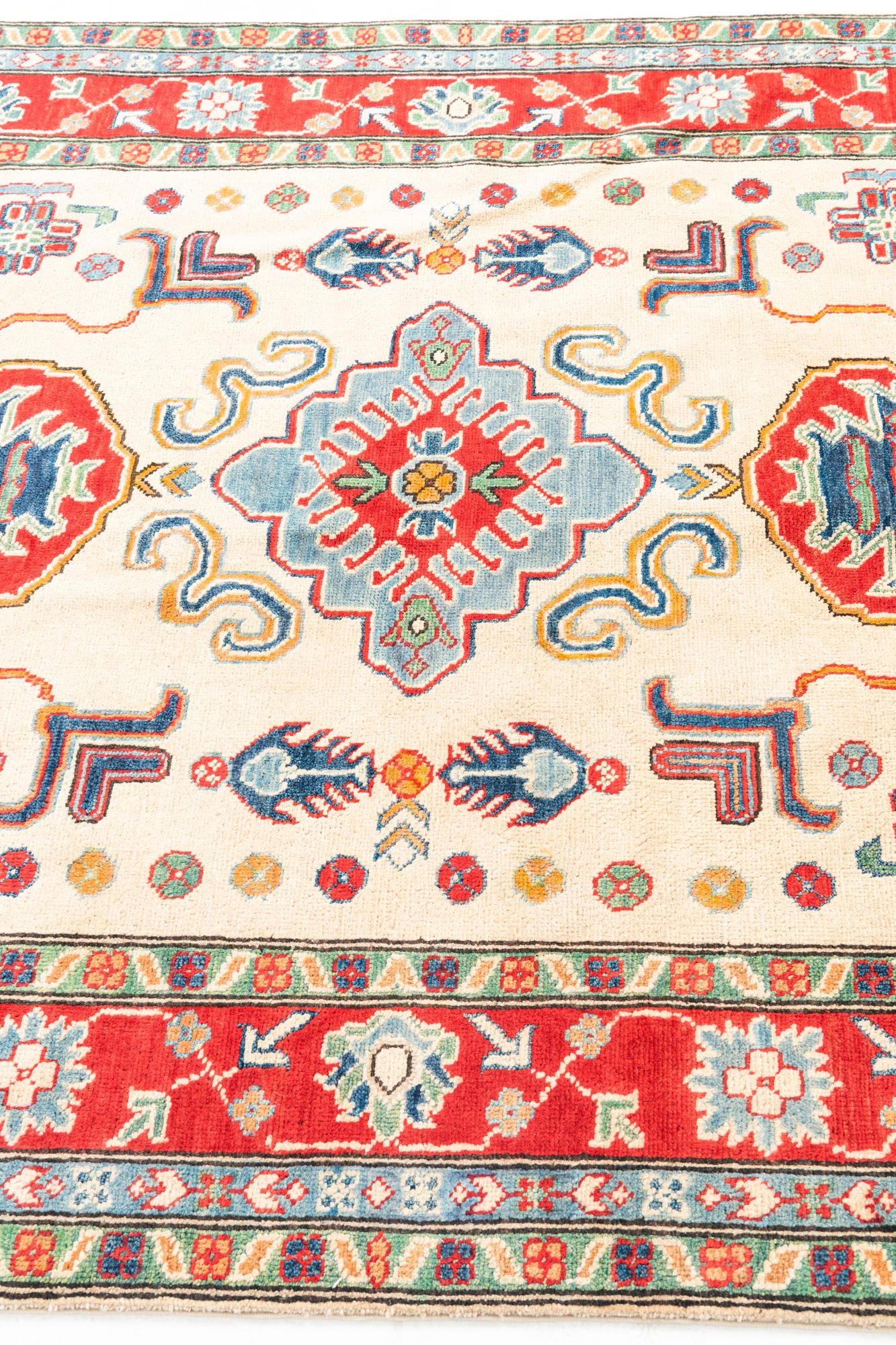 5' x 6' 10 Hand Knotted Kazak Rug