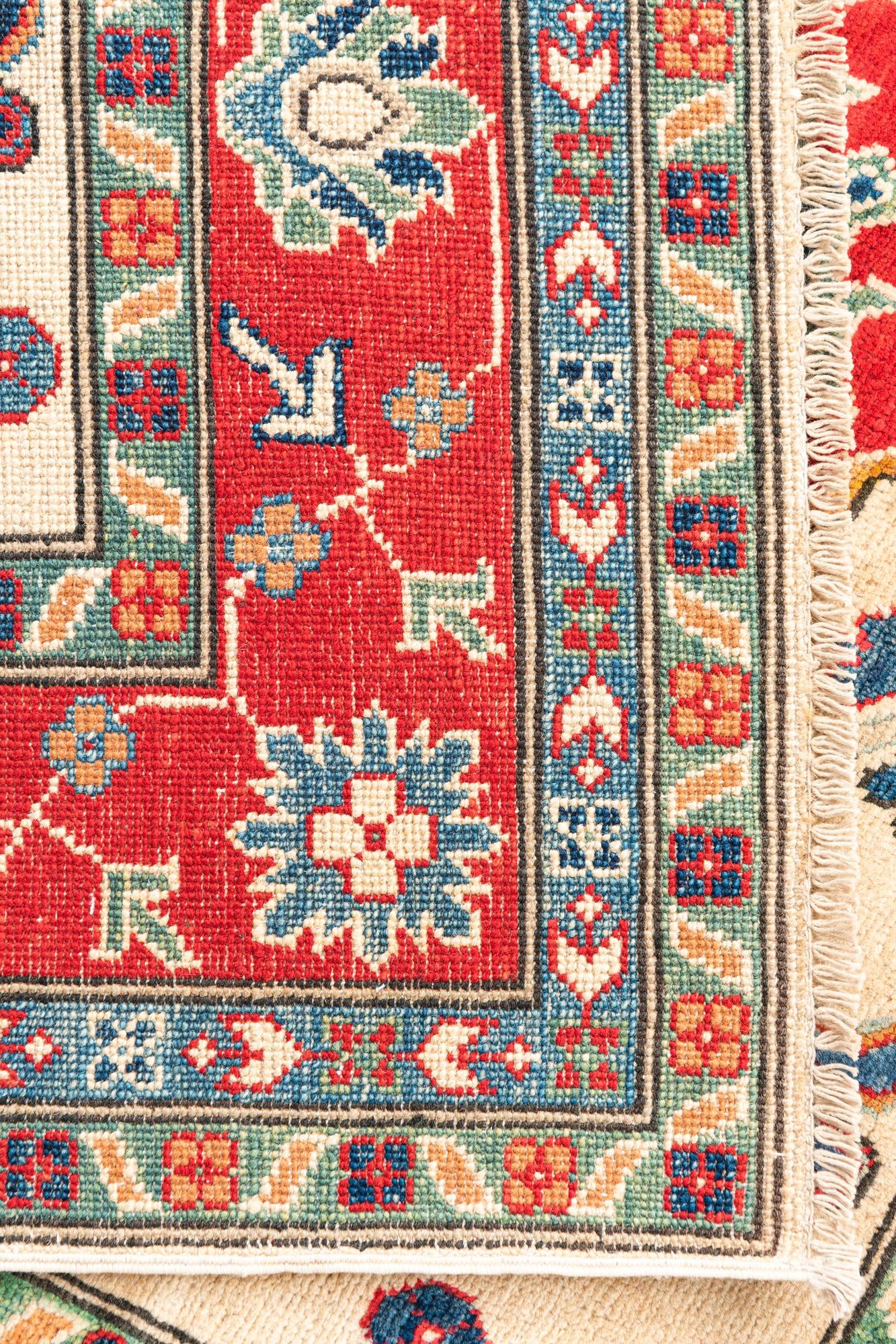 5' x 6' 10 Hand Knotted Kazak Rug