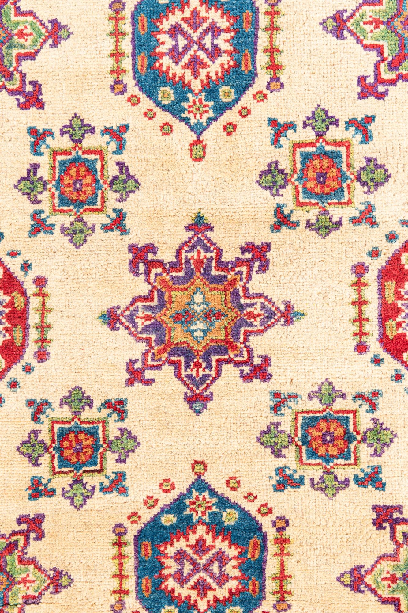 4' 1 x 6' Hand Knotted Kazak Rug