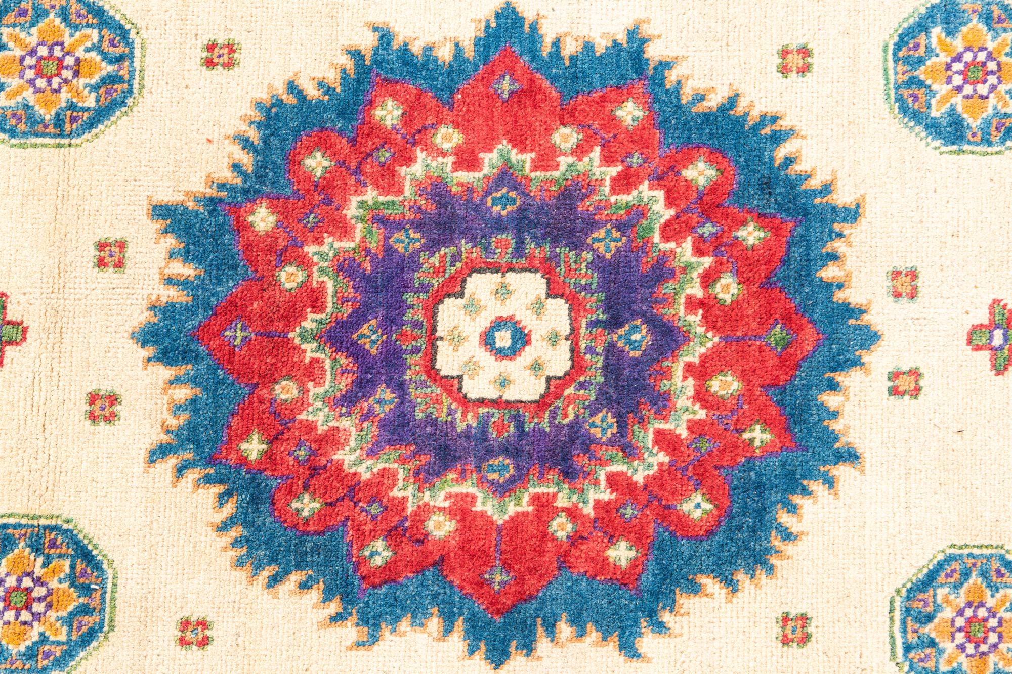4' x 6' Hand Knotted Kazak Rug