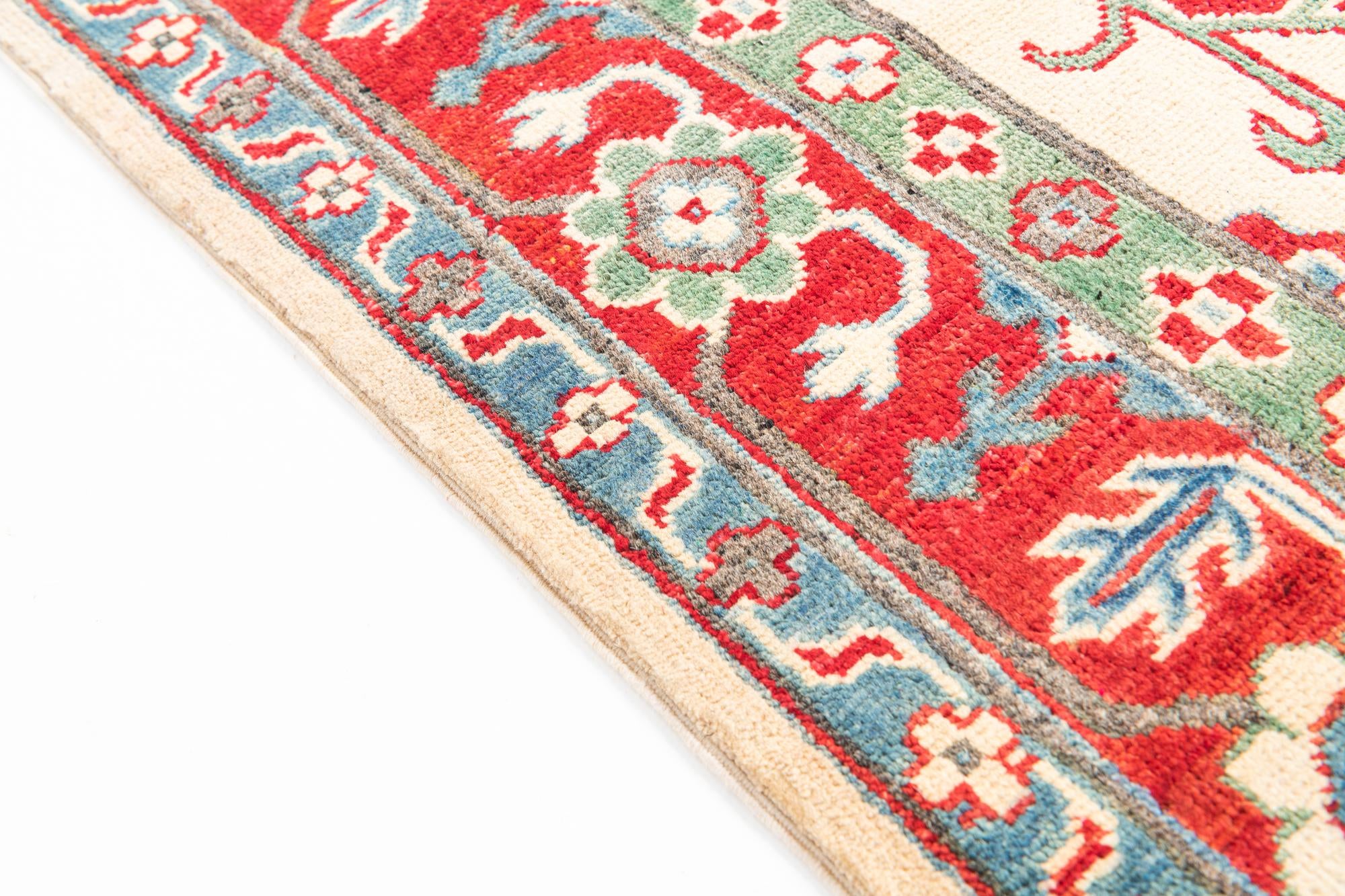 4' x 6' 1 Hand Knotted Kazak Rug