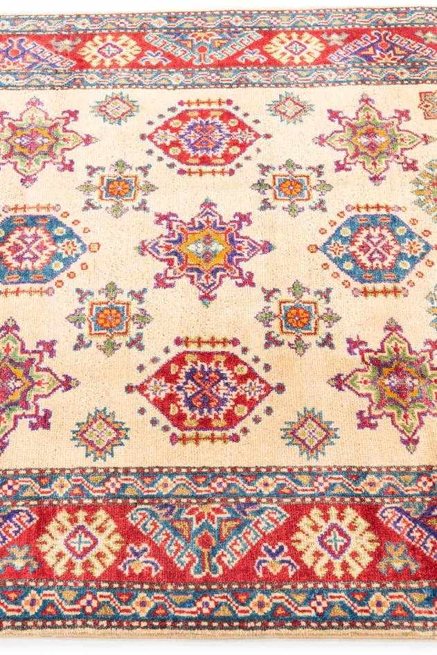 Detail image of 4' x 6' 1 Hand Knotted Kazak Rug