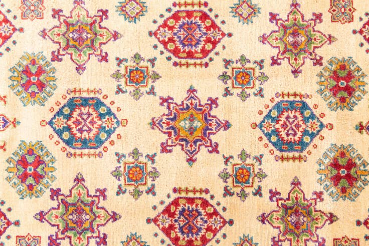 Detail image of 4' x 6' 1 Hand Knotted Kazak Rug