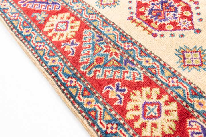 4' x 6' 1 Hand Knotted Kazak Rug