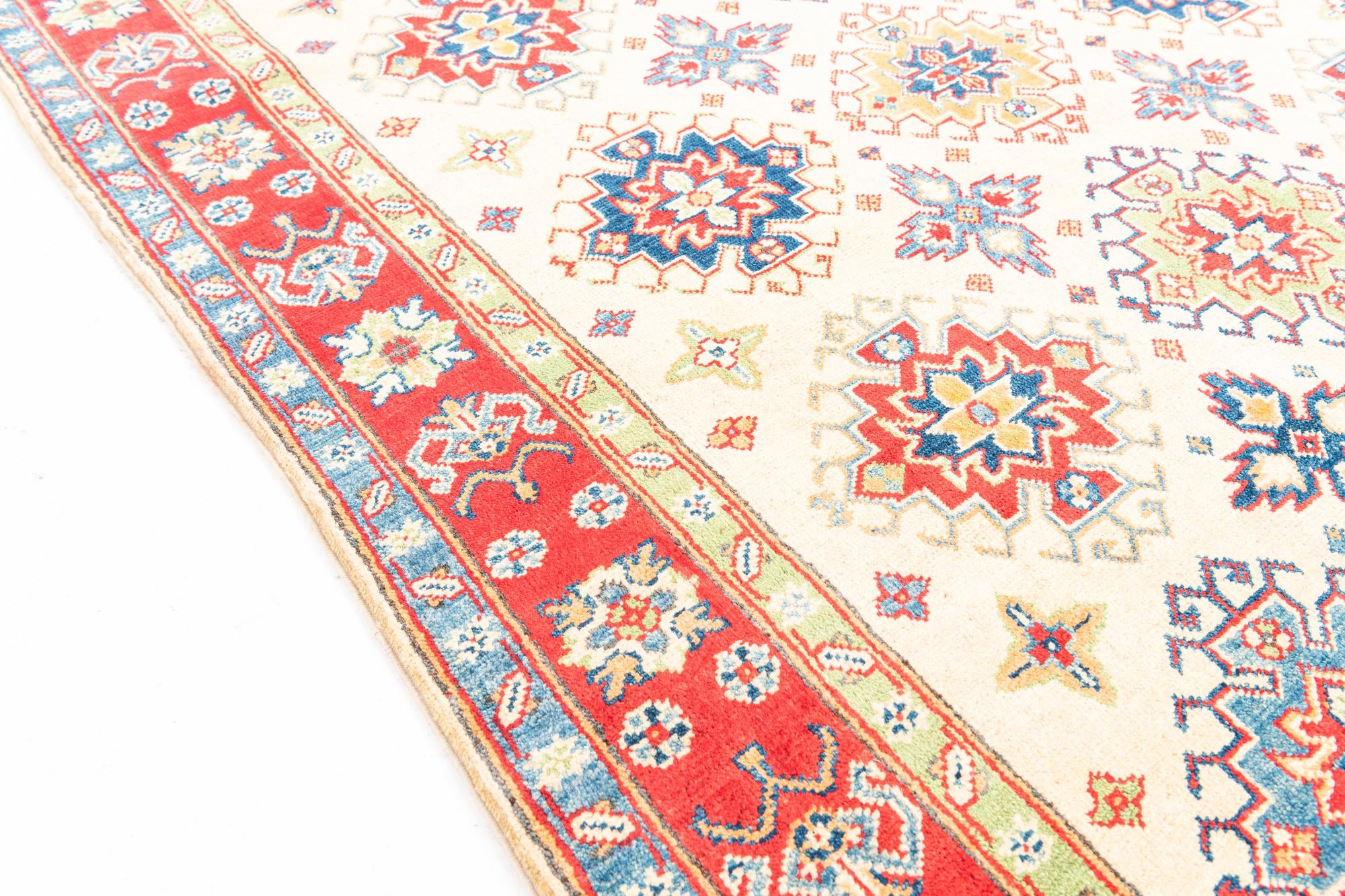 4' 10 x 6' 6 Hand Knotted Kazak Rug
