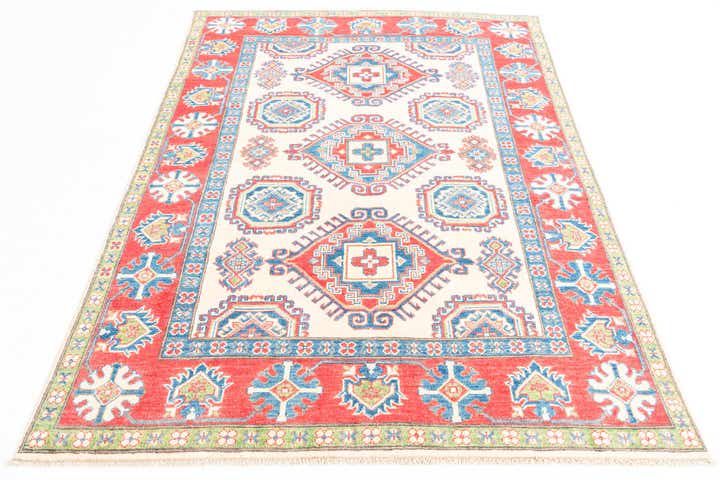 4' 9 x 6' 7 Hand Knotted Kazak Rug
