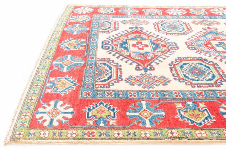 4' 9 x 6' 7 Hand Knotted Kazak Rug