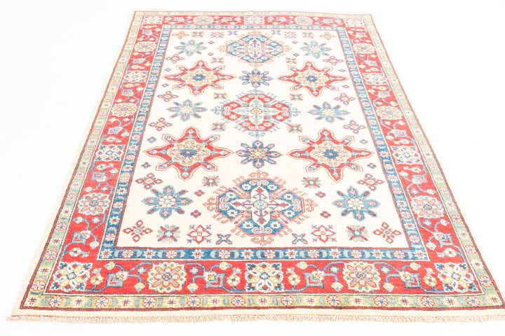 4' 10 x 6' 7 Hand Knotted Kazak Rug