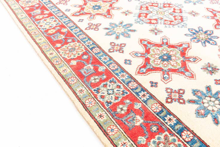 Detail image of 4' 10 x 6' 7 Hand Knotted Kazak Rug