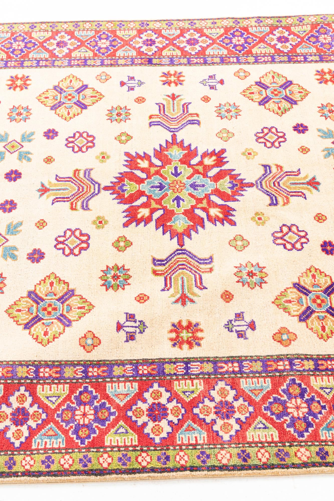5' x 6' 10 Hand Knotted Kazak Rug