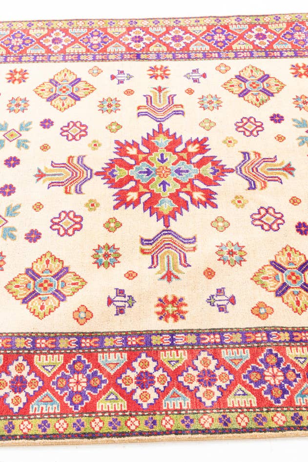 Detail image of 5' x 6' 10 Hand Knotted Kazak Rug