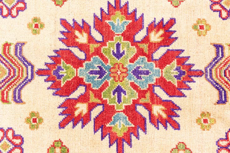 Detail image of 5' x 6' 10 Hand Knotted Kazak Rug