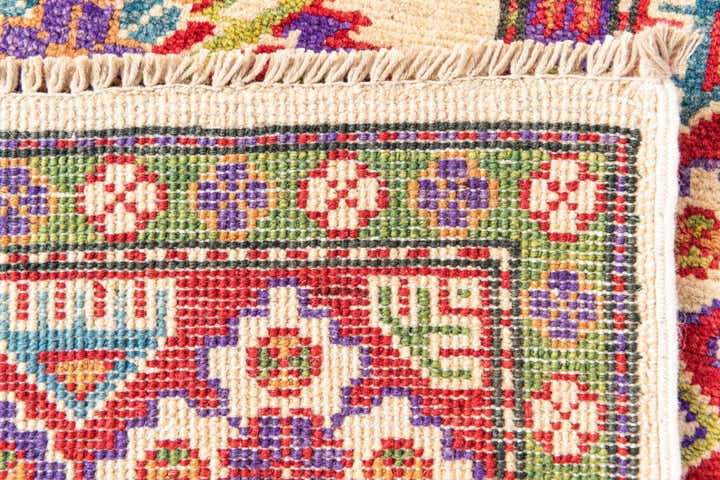 5' x 6' 10 Hand Knotted Kazak Rug