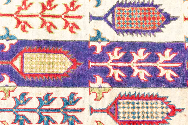 5' 4 x 7' 9 Hand Knotted Kazak Rug