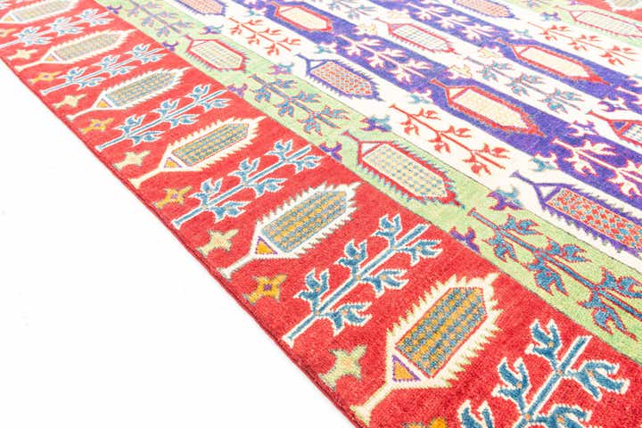 5' 4 x 7' 9 Hand Knotted Kazak Rug