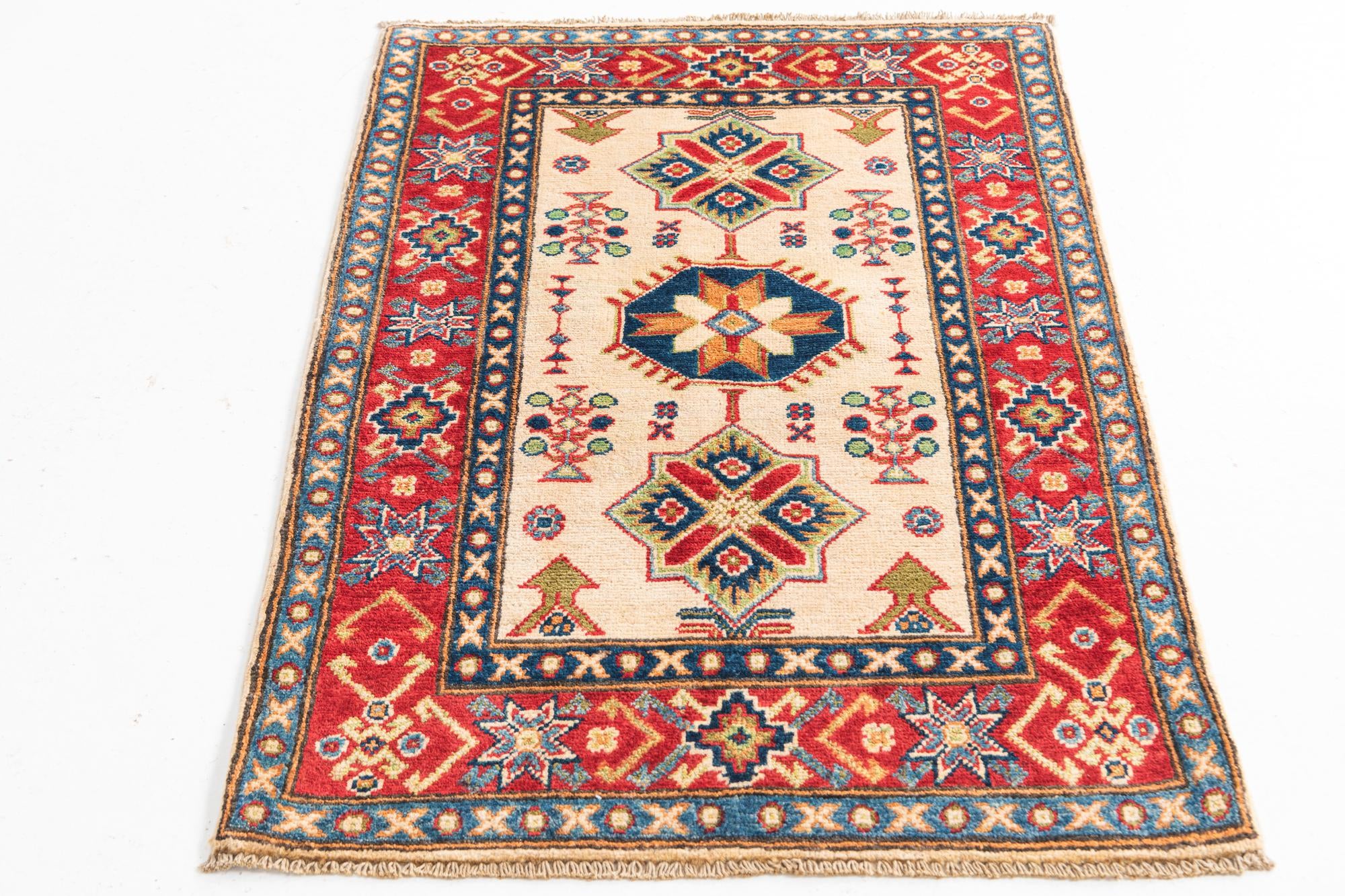 2' 9 x 4' Hand Knotted Kazak Rug
