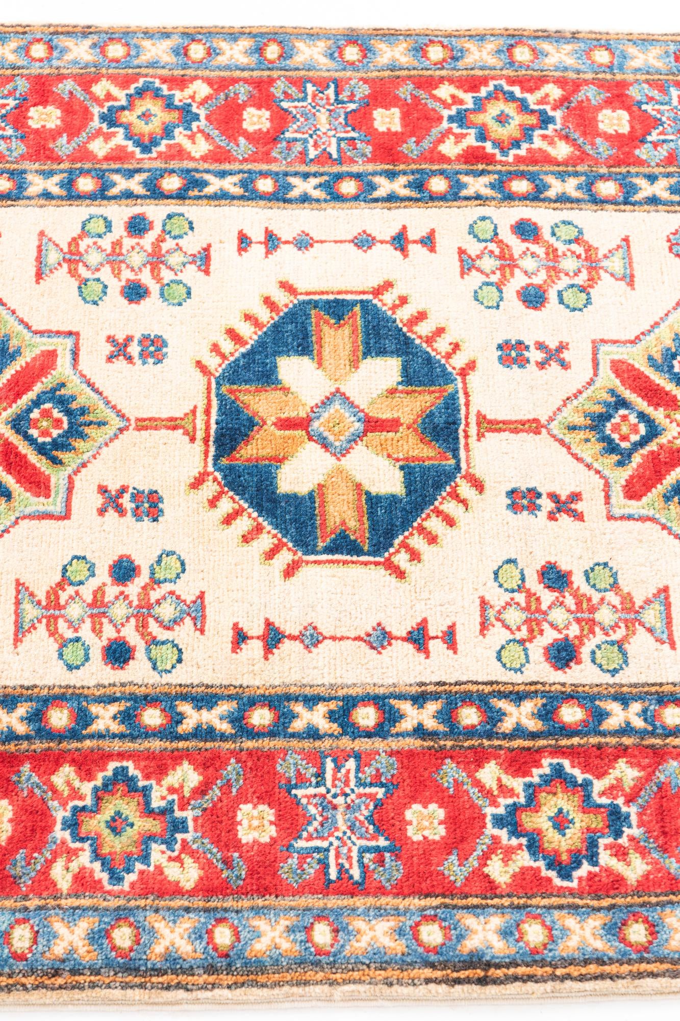 2' 9 x 4' Hand Knotted Kazak Rug