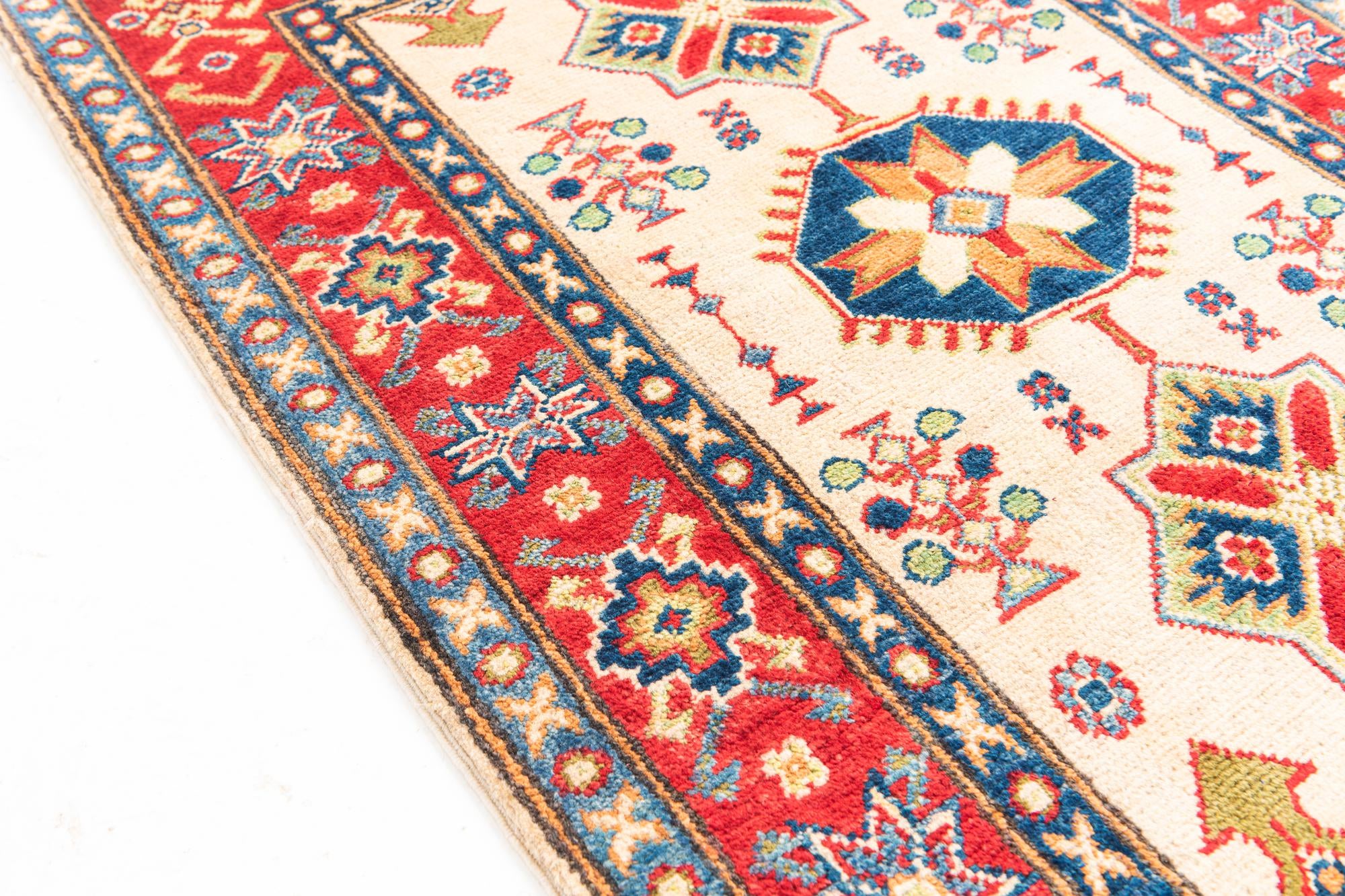 2' 9 x 4' Hand Knotted Kazak Rug