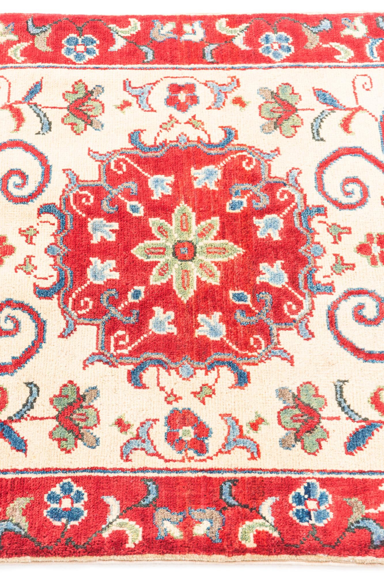 2' 8 x 4' Hand Knotted Kazak Rug