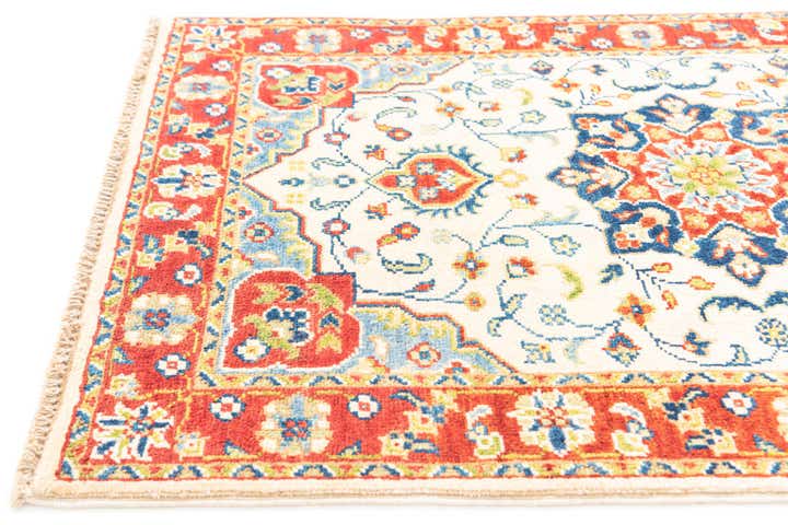 2' 6 x 4' 1 Hand Knotted Kazak Rug