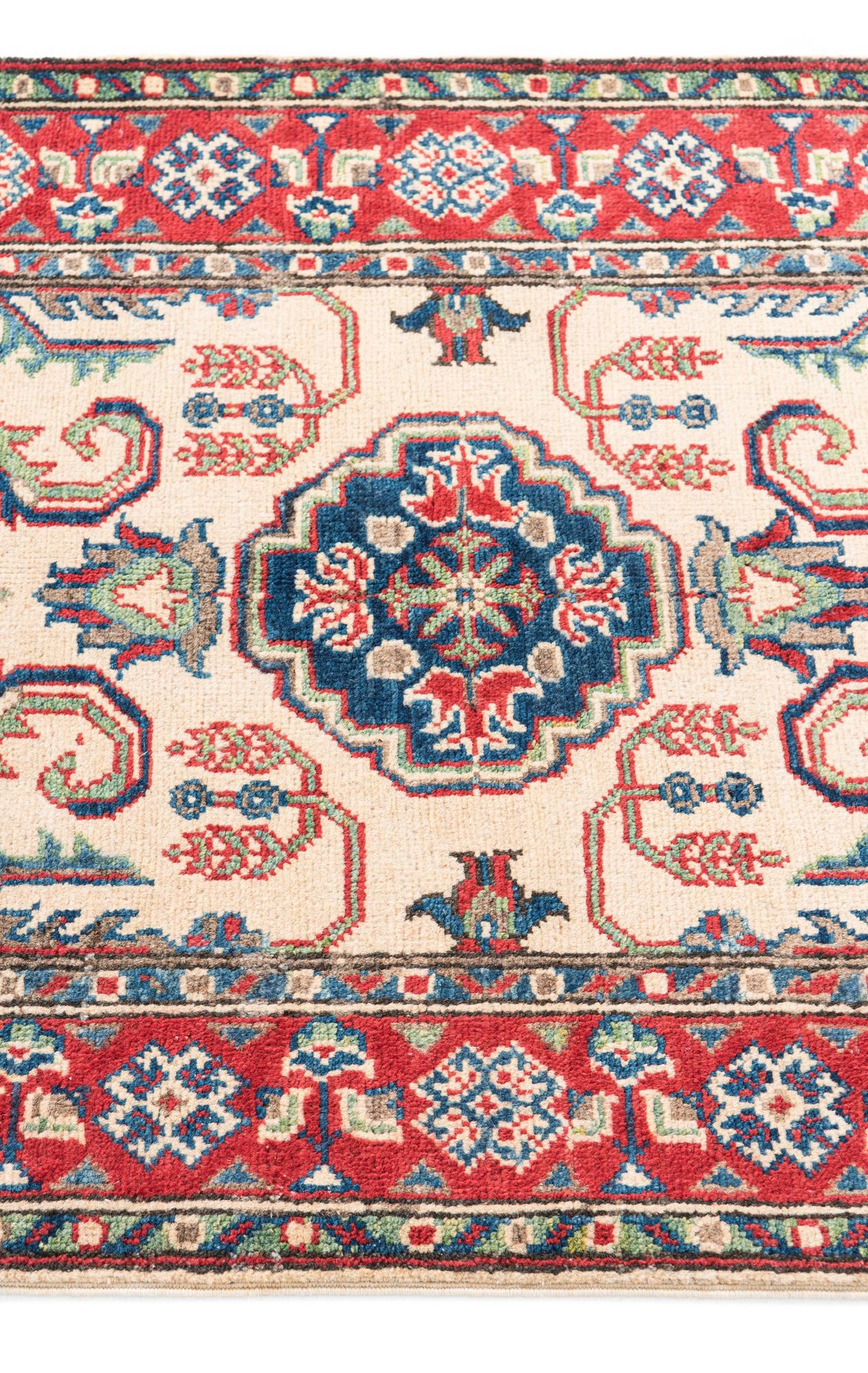 2' 7 x 4' 2 Hand Knotted Kazak Rug